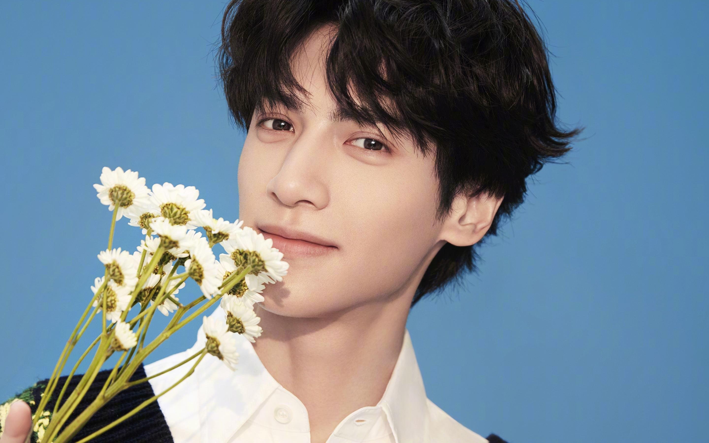 法甲争冠升级：巴黎圣日耳曼迎战强敌，夺冠前线动态，法甲巴黎圣日耳曼vs