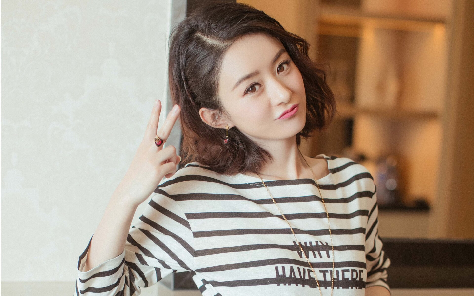 “汤姆·佩顿泳池冲刺,突破纪录迎接新挑战”