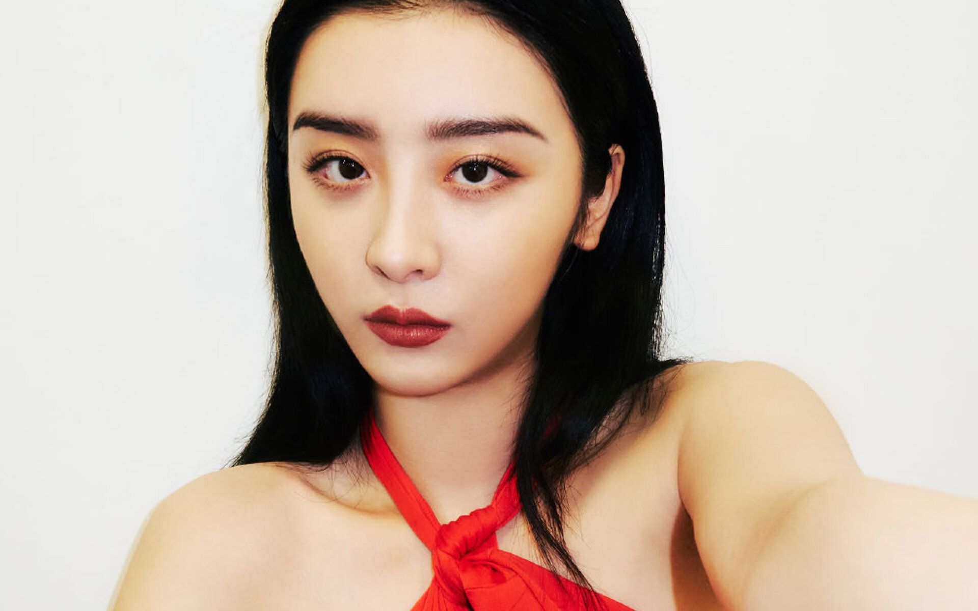 “简阳文体中心篮球赛：观众热情高涨，精彩绝伦”