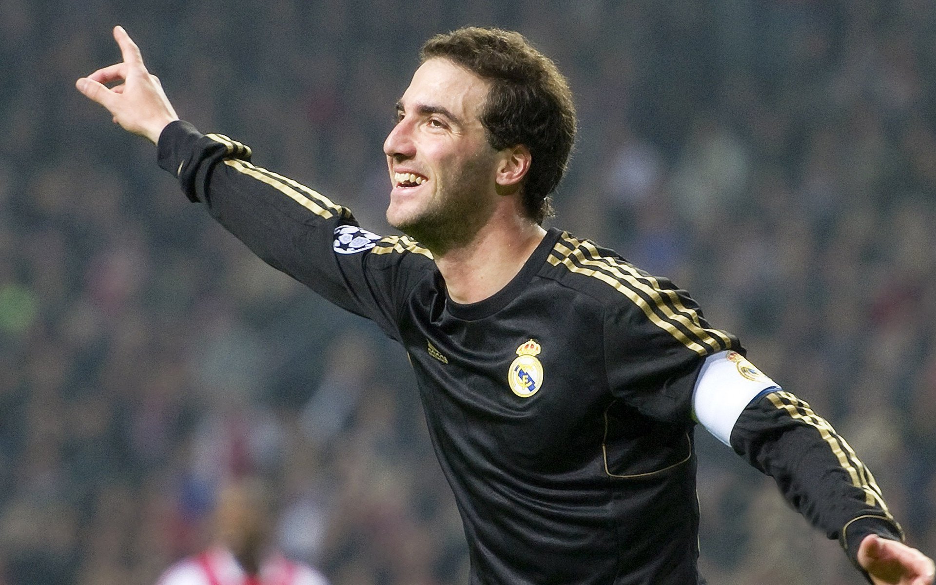 马戏团运动表演融合，演绎空中飞人的精彩，马戏团动作